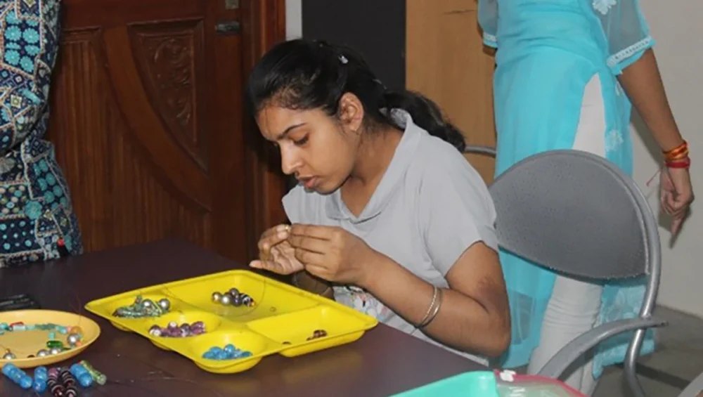 Esha beading